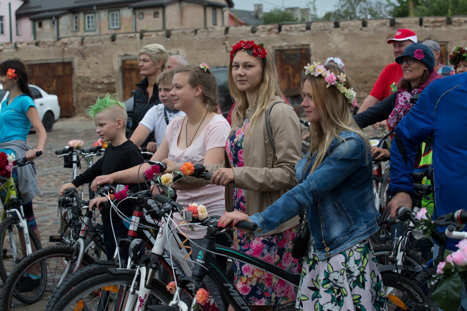 Velobrauciens "Ar rozēm pa Tukumu"