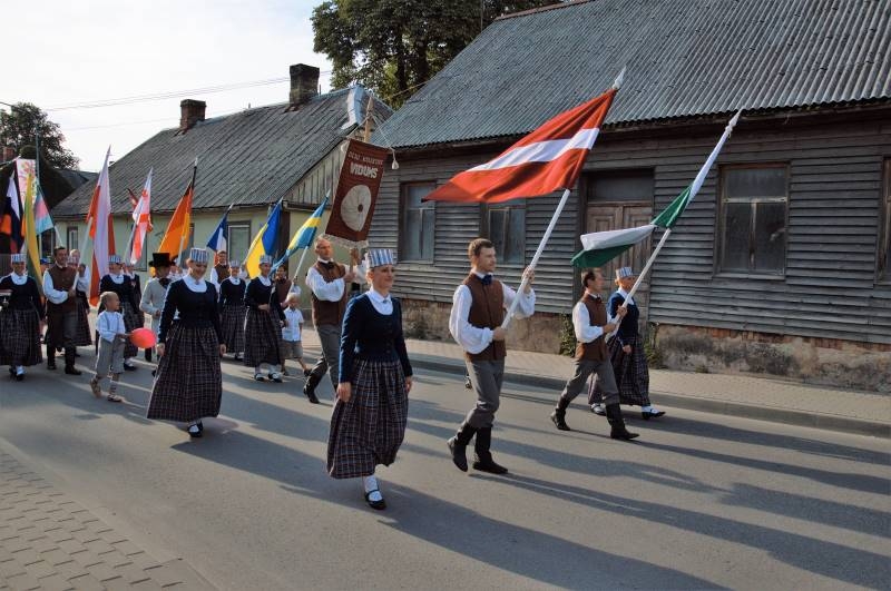 Rožu svētku 2018 sestdiena - bilžu kaleidoskops