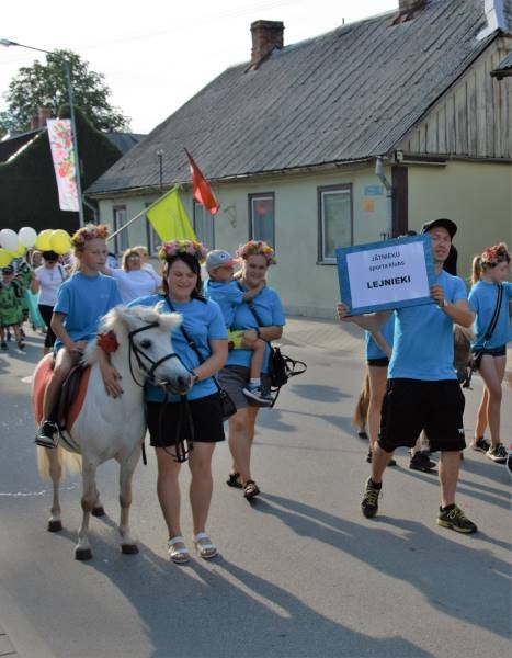 Rožu svētku 2018 sestdiena - bilžu kaleidoskops