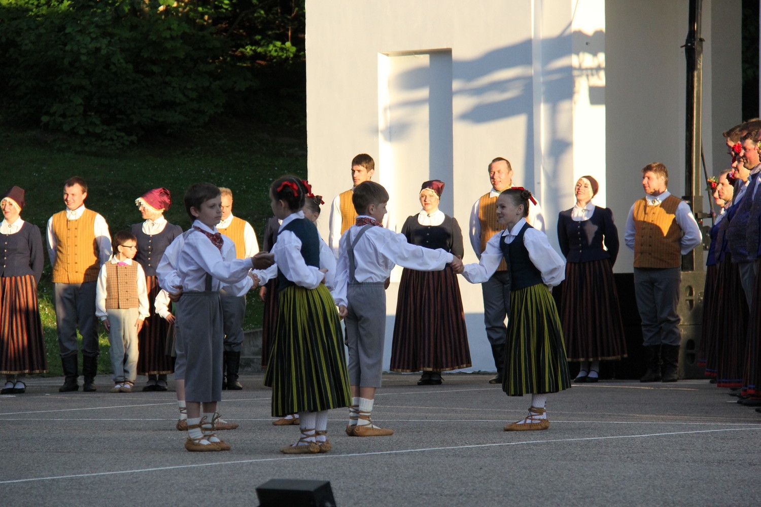 VIII Ziemeļu un Baltijas valstu Dziesmu svētku ieskaņu koncerts Durbes estrādē