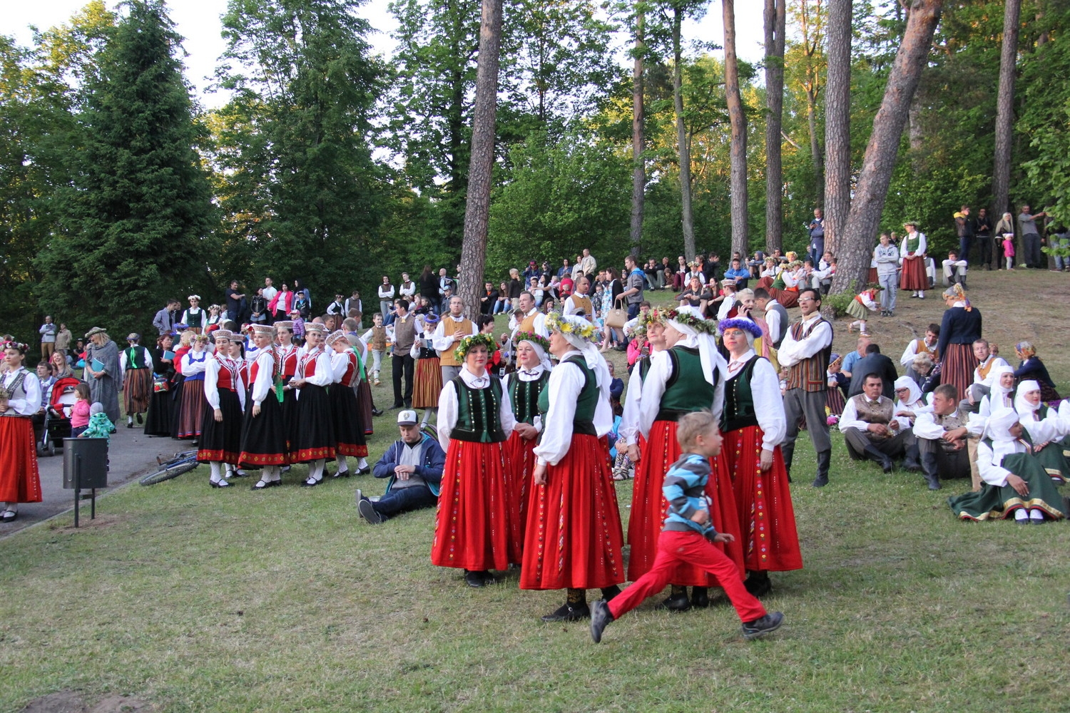 VIII Ziemeļu un Baltijas valstu Dziesmu svētku ieskaņu koncerts Durbes estrādē