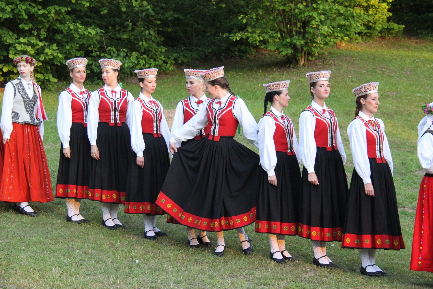 VIII Ziemeļu un Baltijas valstu Dziesmu svētku ieskaņu koncerts Durbes estrādē