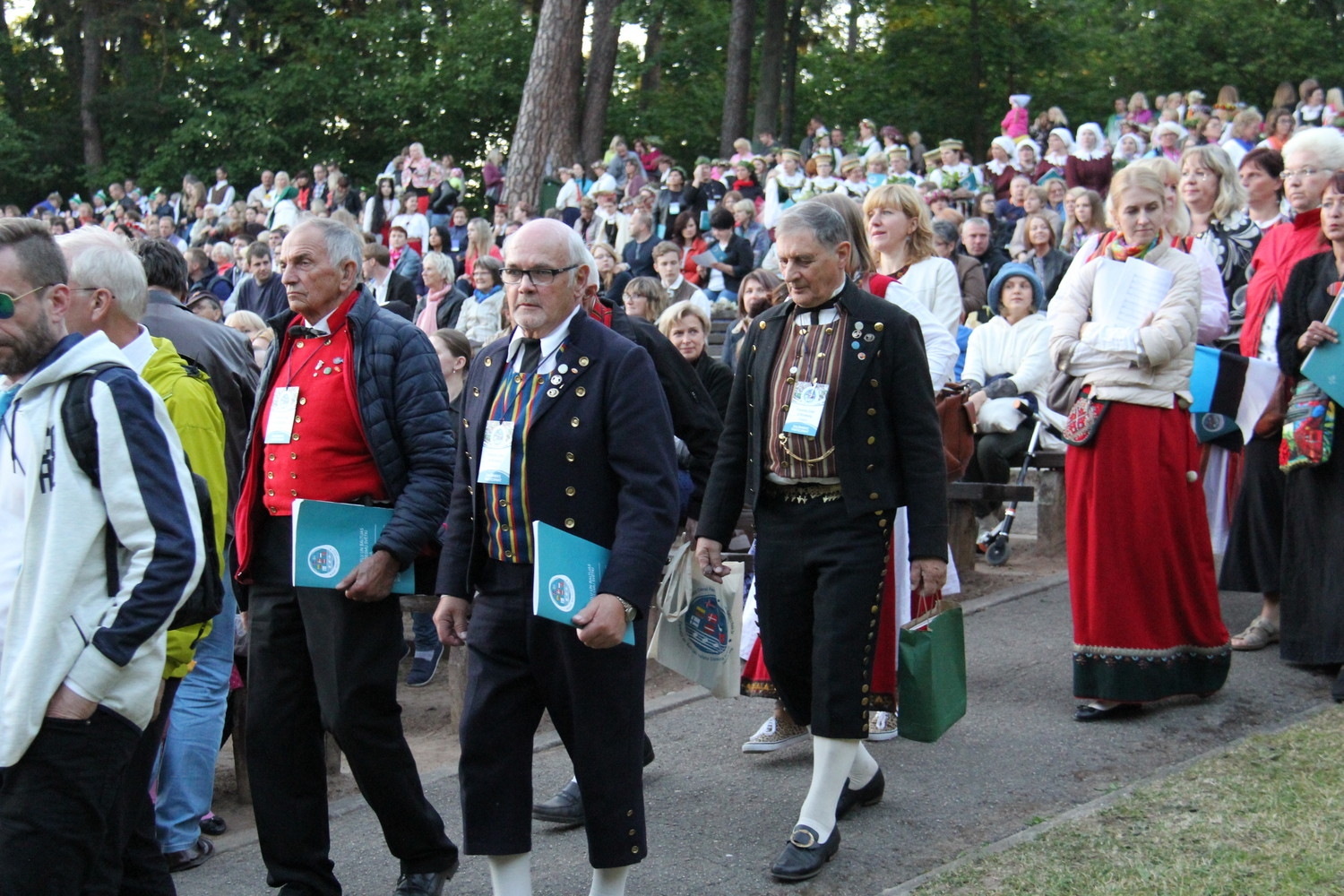 VIII Ziemeļu un Baltijas valstu Dziesmu svētku ieskaņu koncerts Durbes estrādē