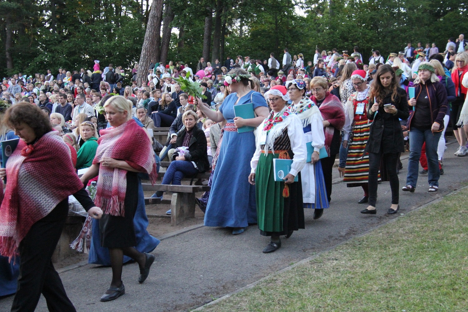 VIII Ziemeļu un Baltijas valstu Dziesmu svētku ieskaņu koncerts Durbes estrādē