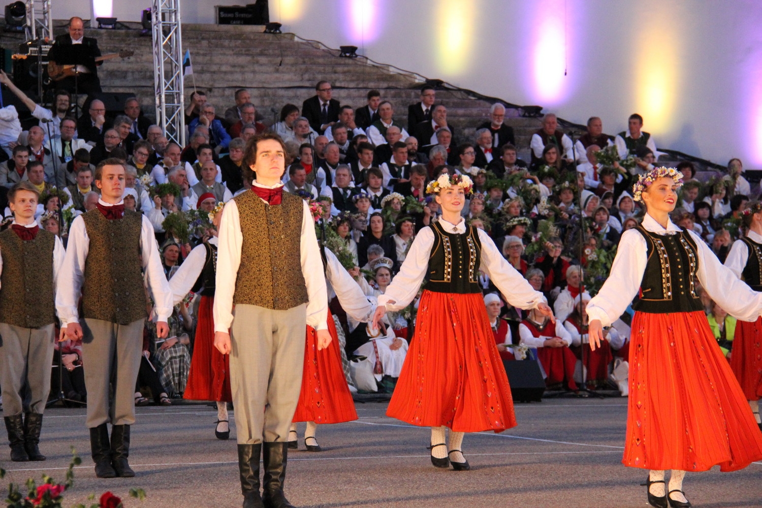 VIII Ziemeļu un Baltijas valstu Dziesmu svētku ieskaņu koncerts Durbes estrādē