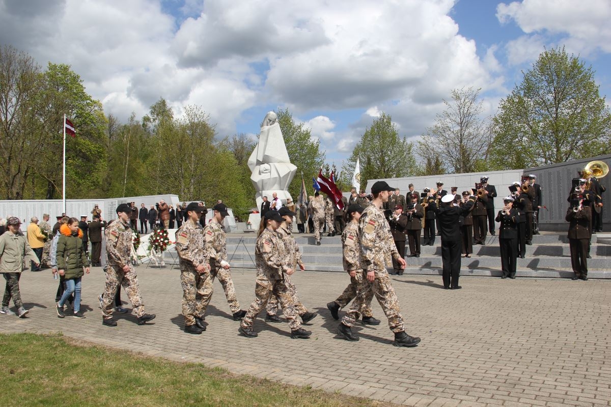 Kritušo karavīru piemiņas pasākums Lestenē 2019