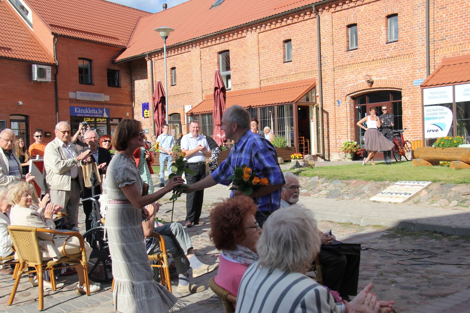 Grāmatas “Ziedošais ķiršu dārzs. Tukuma Imants” prezentācija