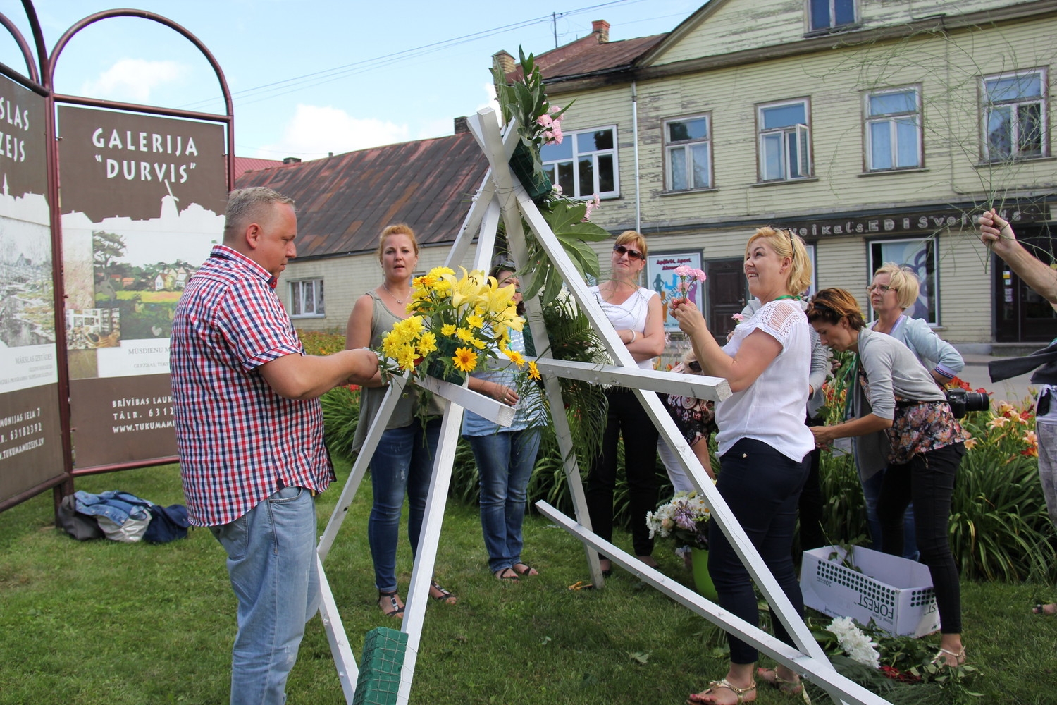 Otrā Rožu svētku diena Tukuma pilsētas centrā