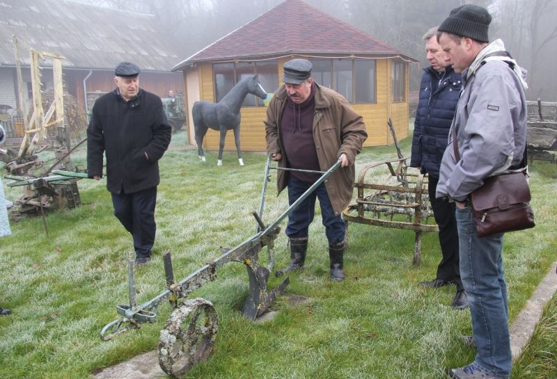 Deputāti Tumes un Degoles pagastos