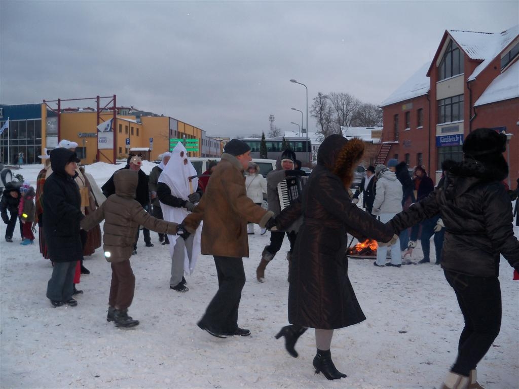 Katrīnas laukuma eglītes rotāšana 16.decembrī