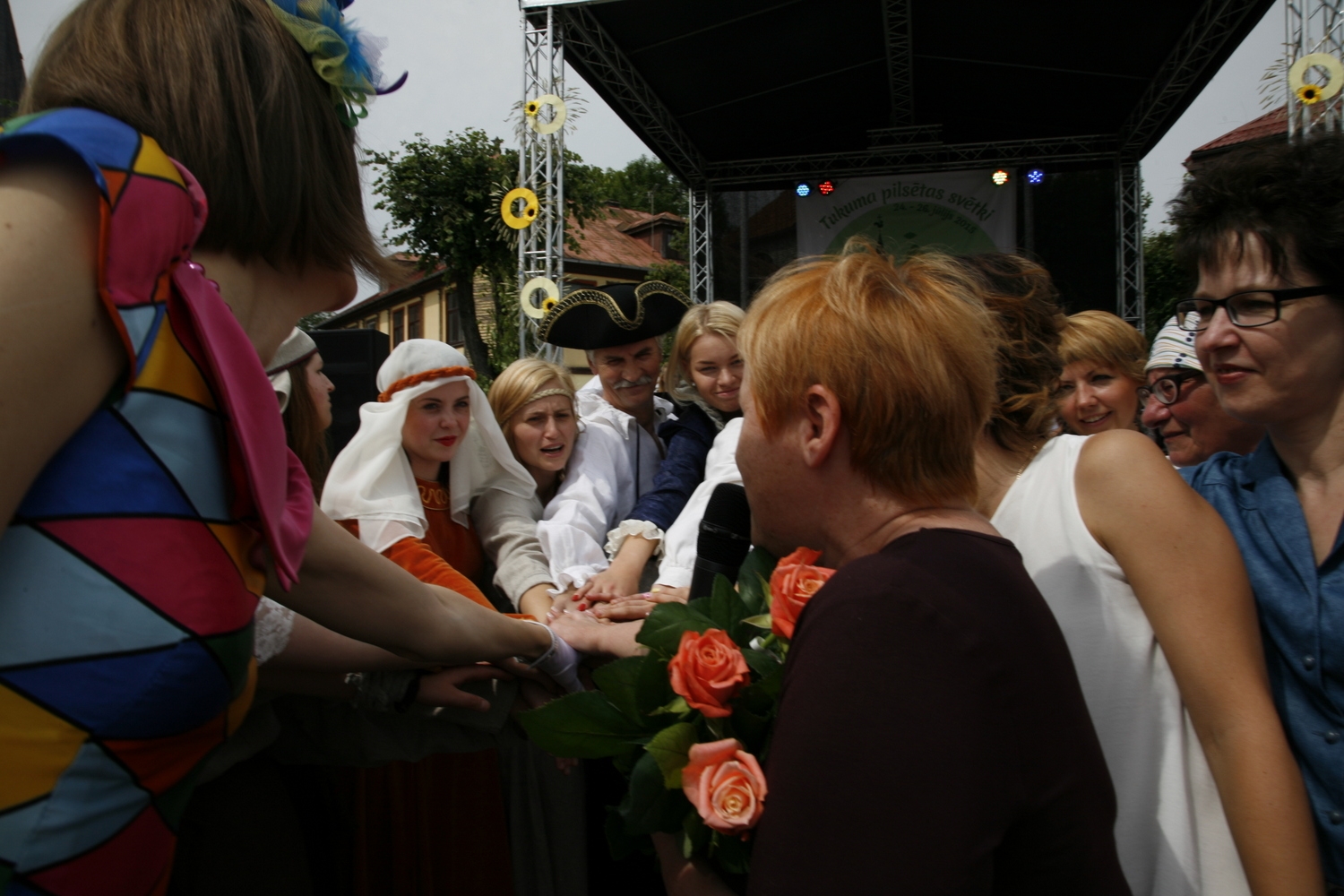 25.jūlijs - Pilsētas svētku pasākumi un rosība Brīvības laukumā, Harmonijas ielā un citur pilsētā (no plkst.12.00 līdz 19.00)