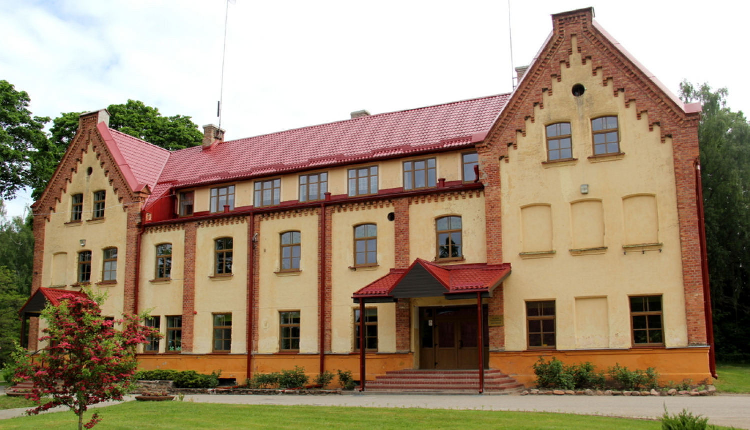 Par Irlavas vidusskolas reorganizāciju