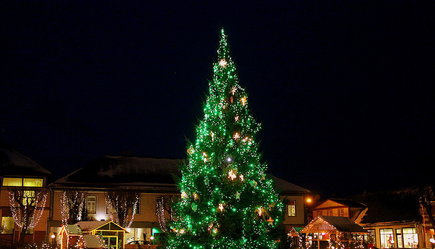 Priecīgus Ziemassvētkus!