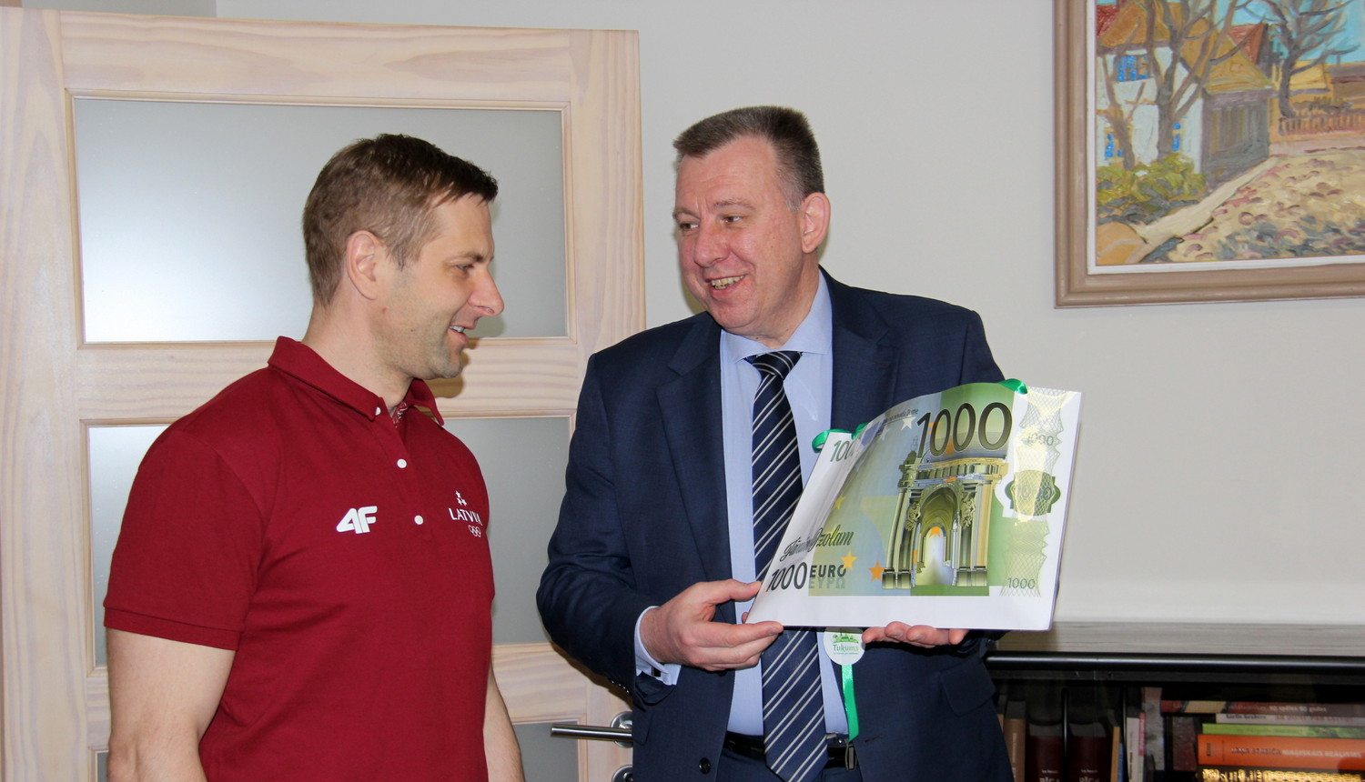 Ar lepnumu par savējiem!