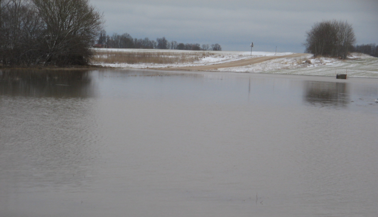 Uzmanību! Satiksmei slēgts autoceļa Ozolpils-Degole posms