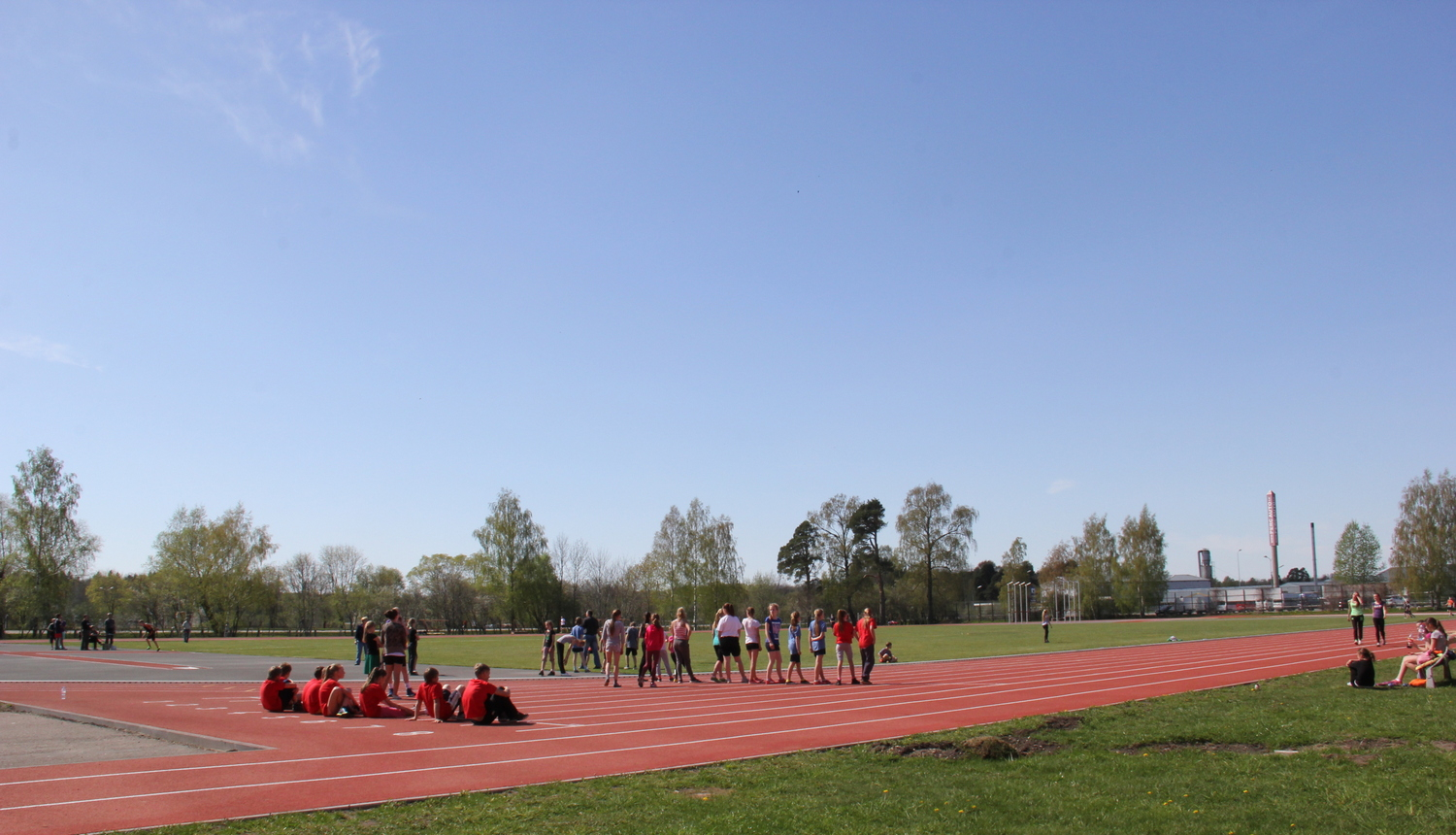 Aicinām nūjotājus un skriet gribētājus pulcēties Lauktehnikas stadionā