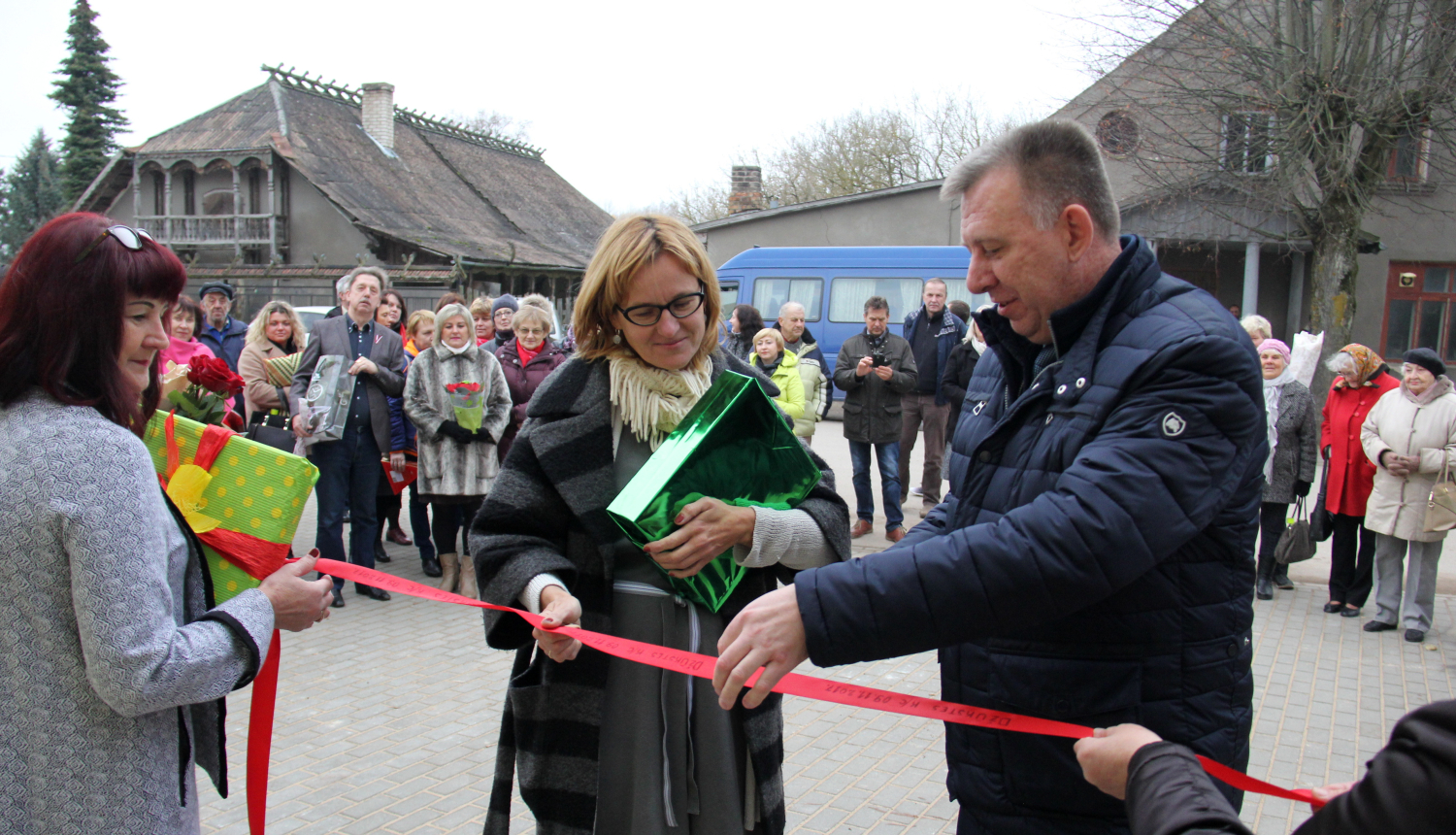 Atklāts kopienas centrs Džūkstē