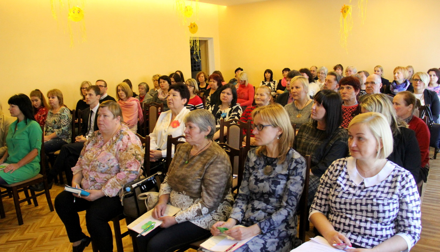 Irlavas bērnunamā notika konference “Atbalsta sistēmas izveide audžuģimenēm un aizbildņiem Tukuma novadā”