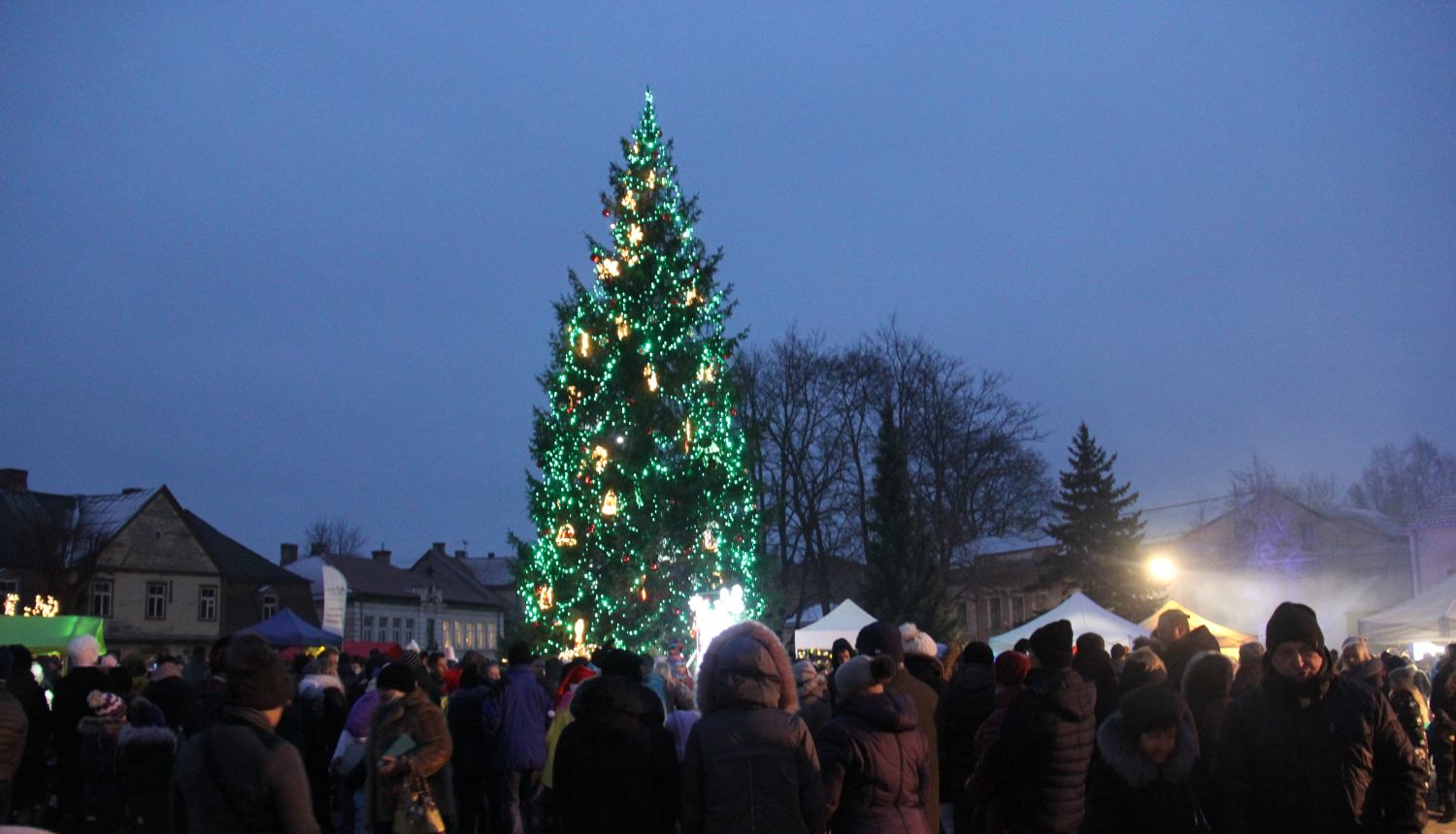 Sācies svētku gaidīšanas laiks!