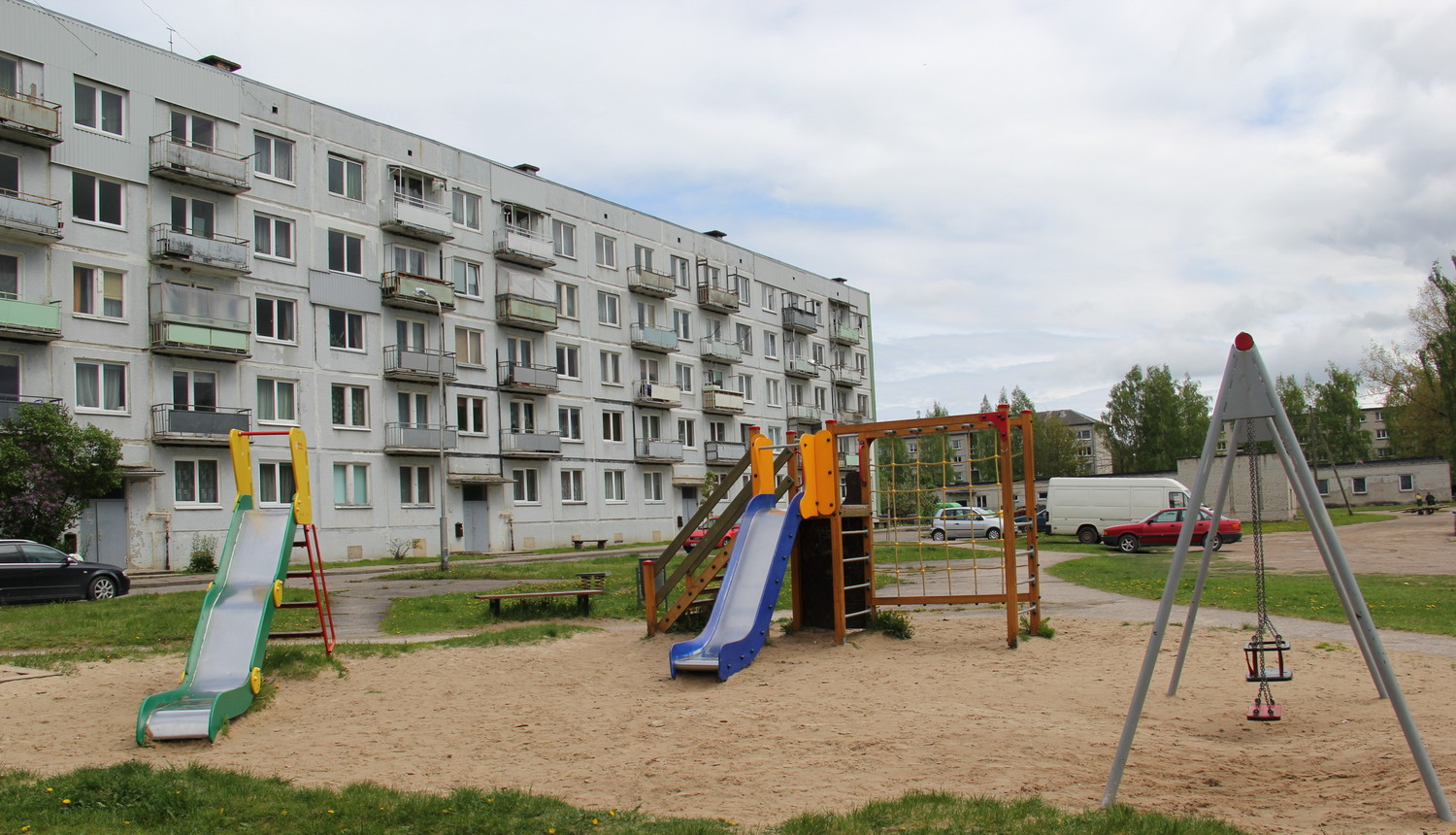 Par daudzdzīvokļu dzīvojamo ēku pagalmu labiekārtošanu