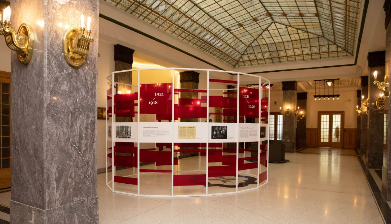 Atklās Latvijas Ārlietu ministrijas un Tukuma Mākslas muzeja kopizstādi