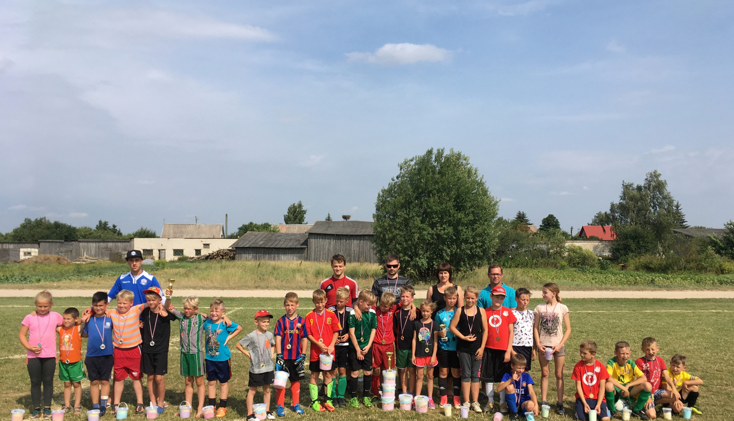 19.augustā ESF projekta ietvaros Pienavā notika „Veselības veicināšanas diena” un futbolmačs bērniem