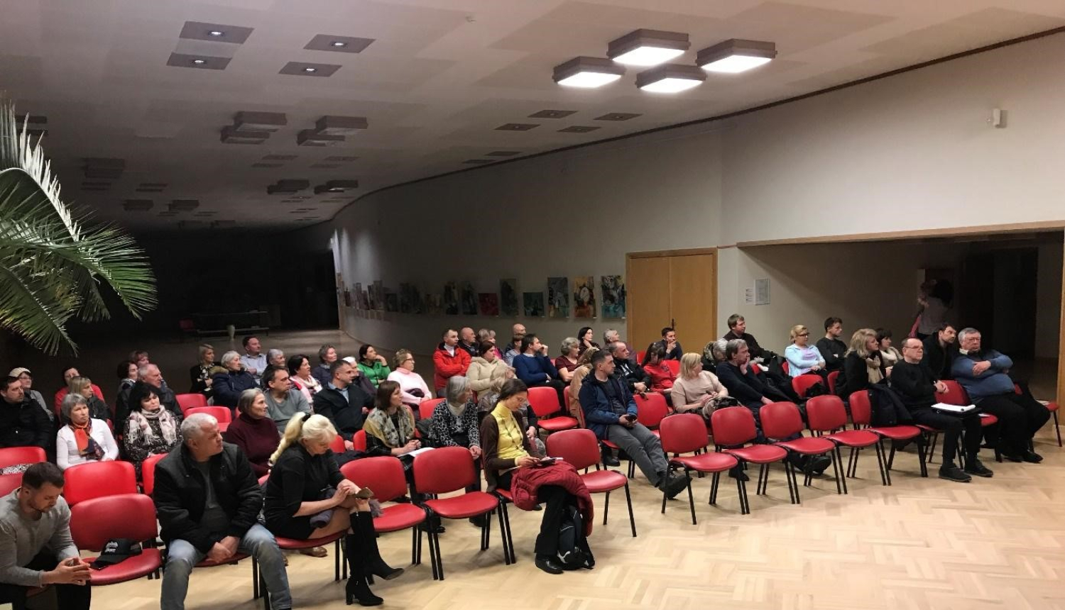 Tukuma novada iedzīvotāji tiek informēti par visaptverošu daudzdzīvokļu ēku atjaunošanu