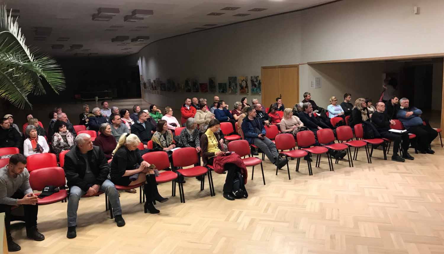 Slampes pagasta iedzīvotāji ceļā uz savām pašām skaistākajām, siltākajām un labākajām mājām