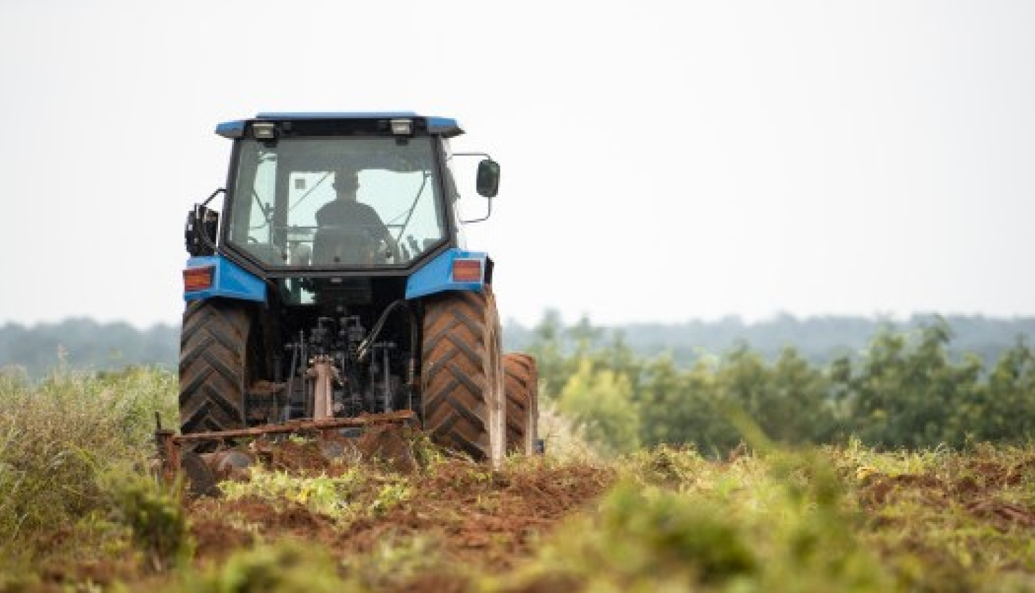 Par traktortehnikas un tās piekabju tehniskās apskates laikiem un vietām