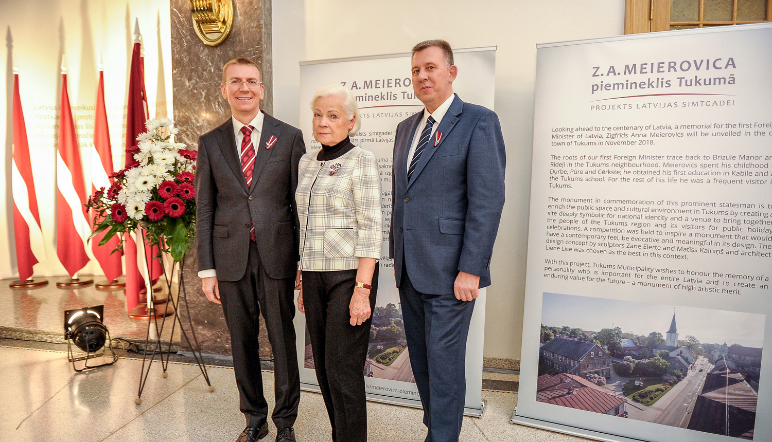 Ārlietu ministrija sola atbalstu Zigfrīda Annas Meierovica pieminekļa izveidei Tukumā
