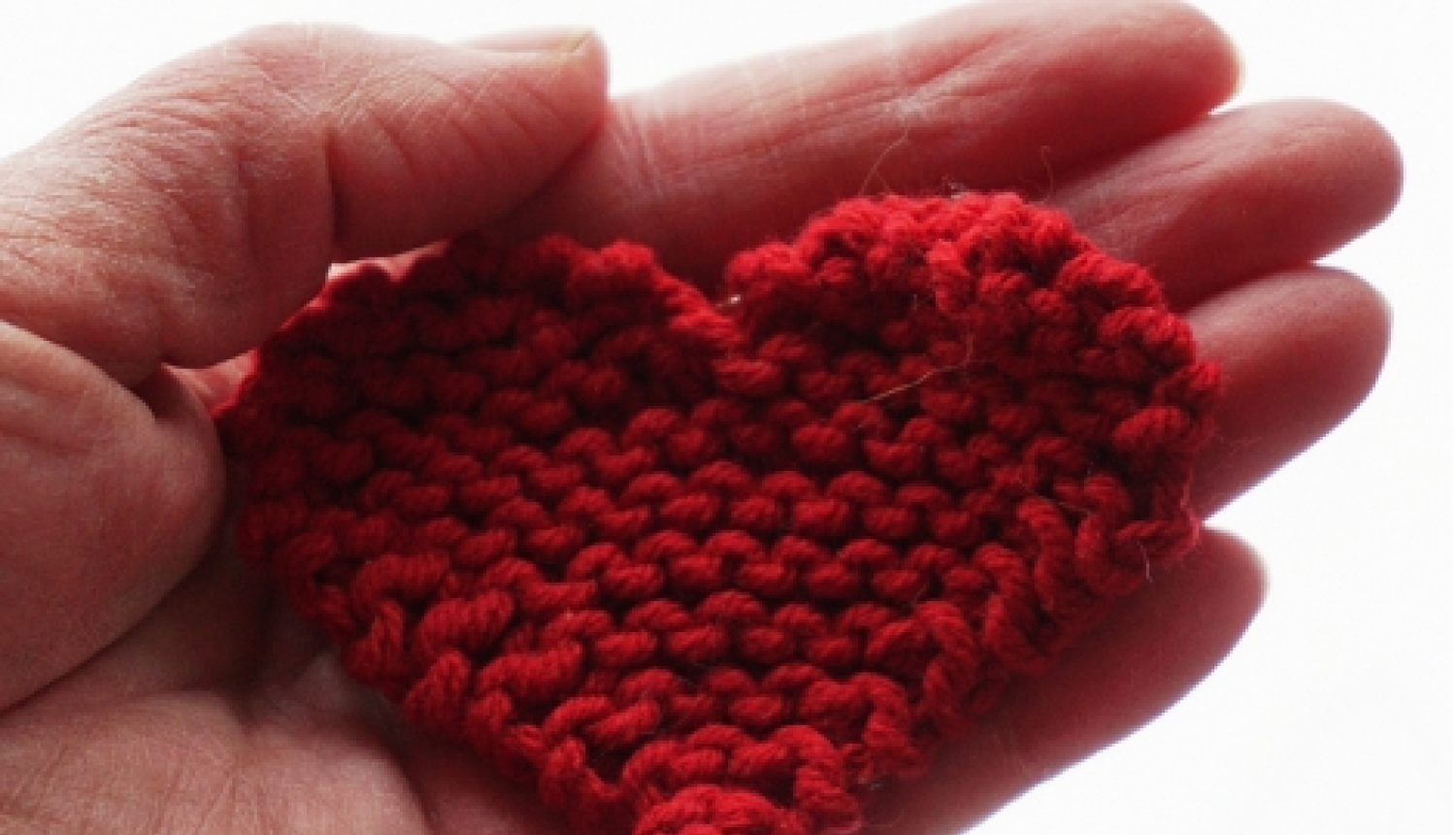 Ziedo Tukuma maznodrošināto ģimenēm!