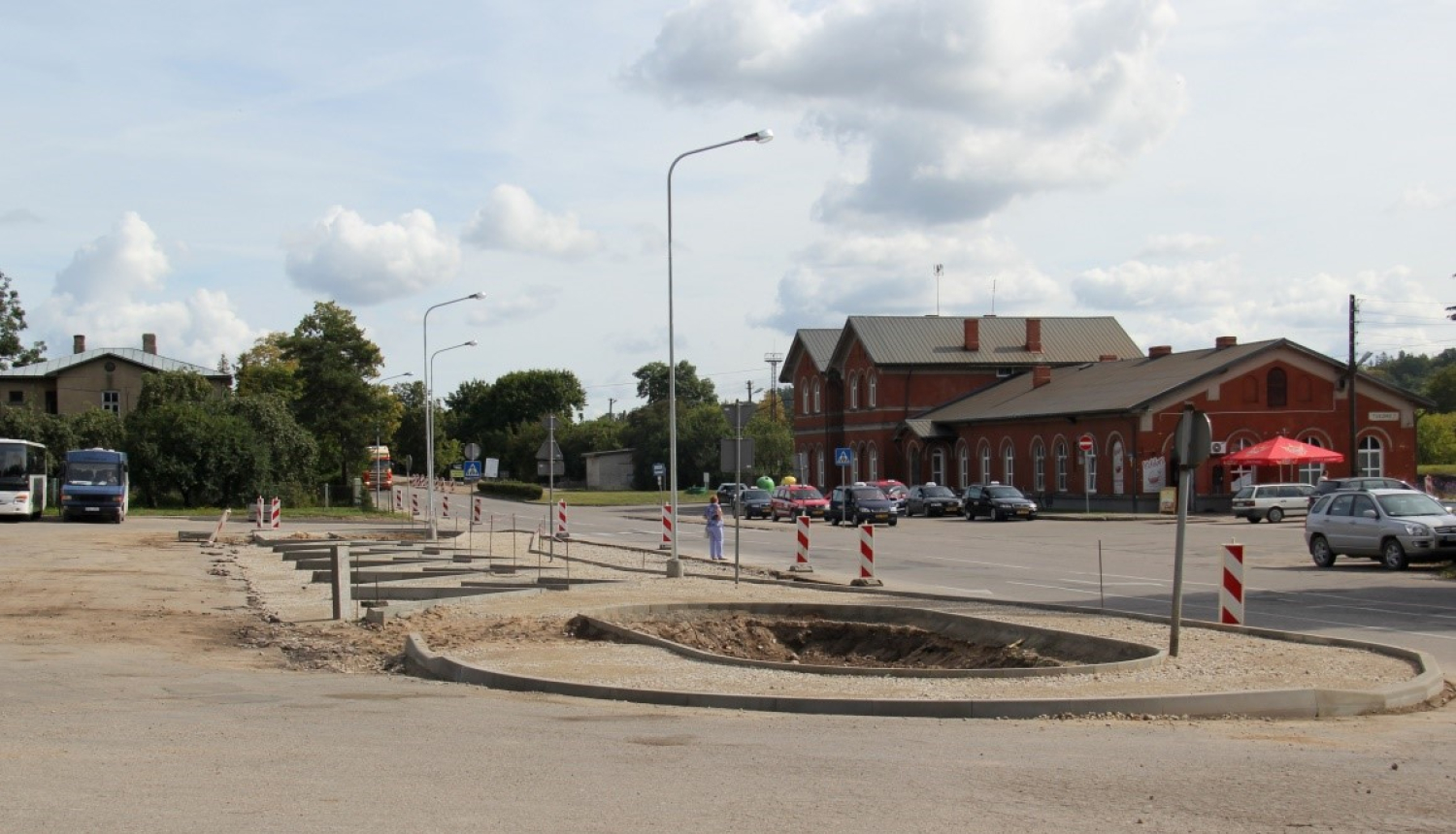 Pie Tukuma autoostas turpinās būvdarbi