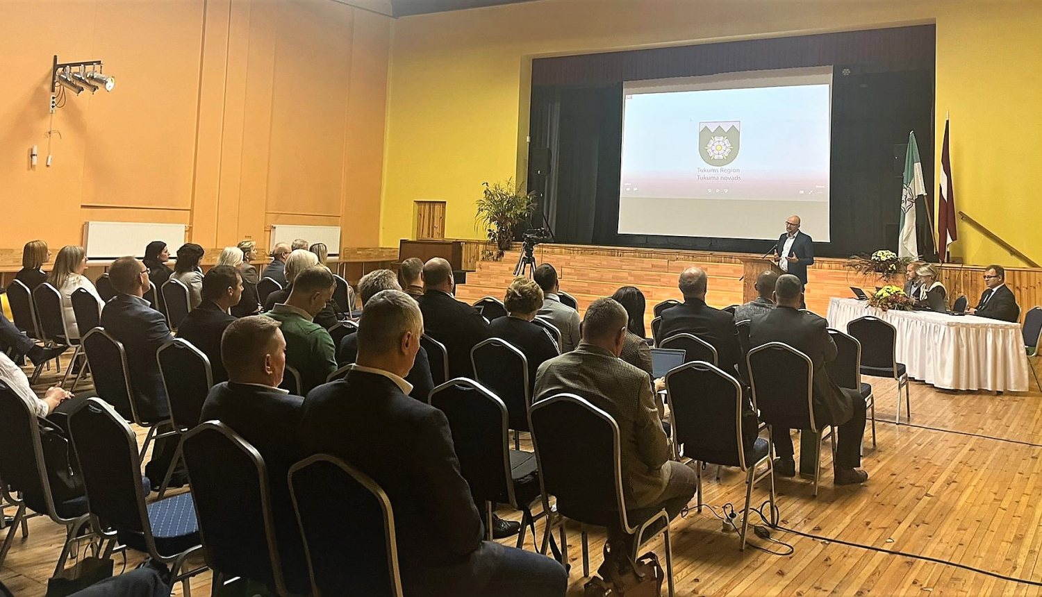 Izpilddirektoru_sede