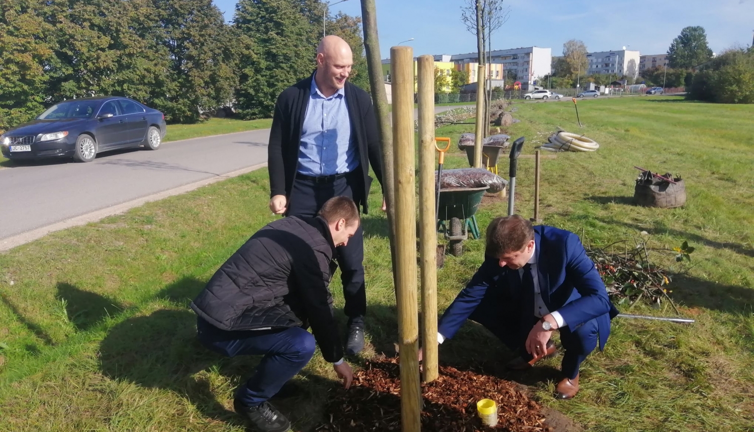 Tukumā, Pasaules talkas ietvaros, iestādīti jauni Laimes koki