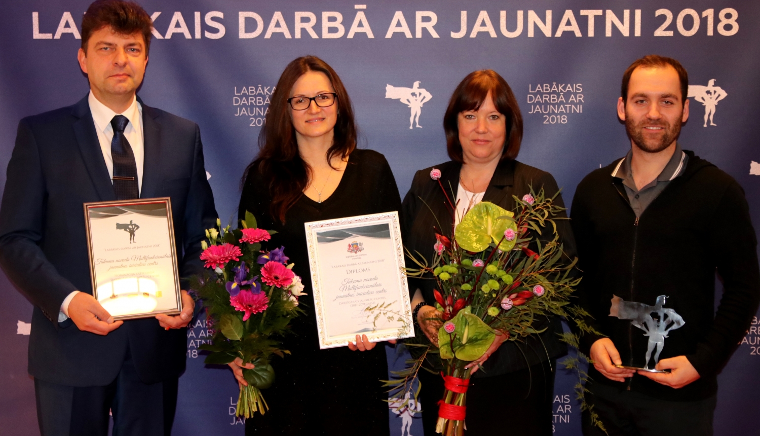 Tukuma MJIC saņem balvu "Labākais darbā ar jaunatni 2018"