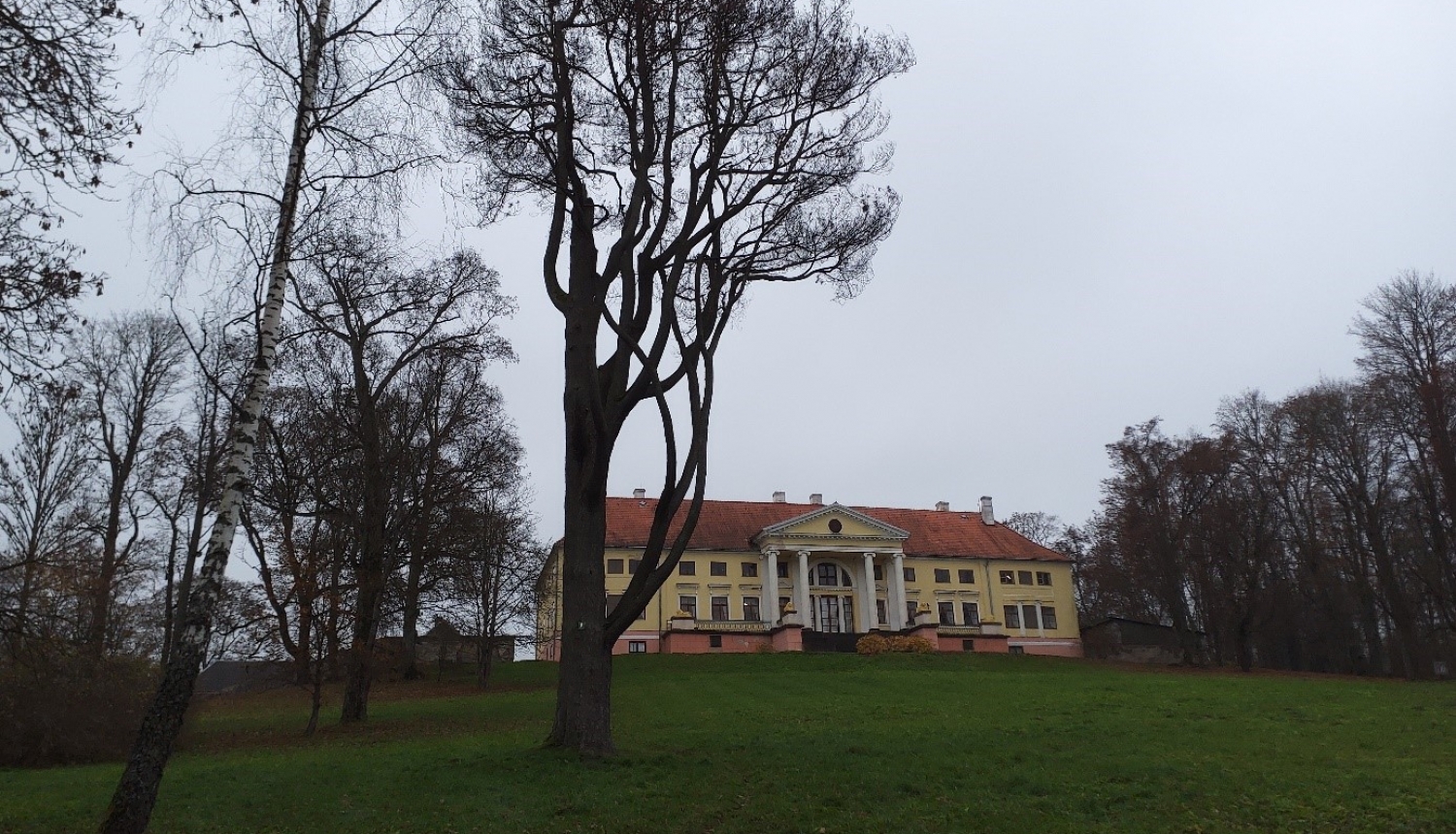 M.Parka iela 1