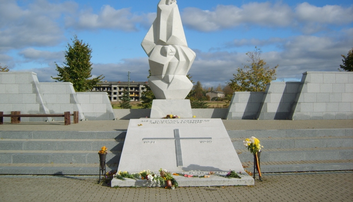 lestenes memoriāls